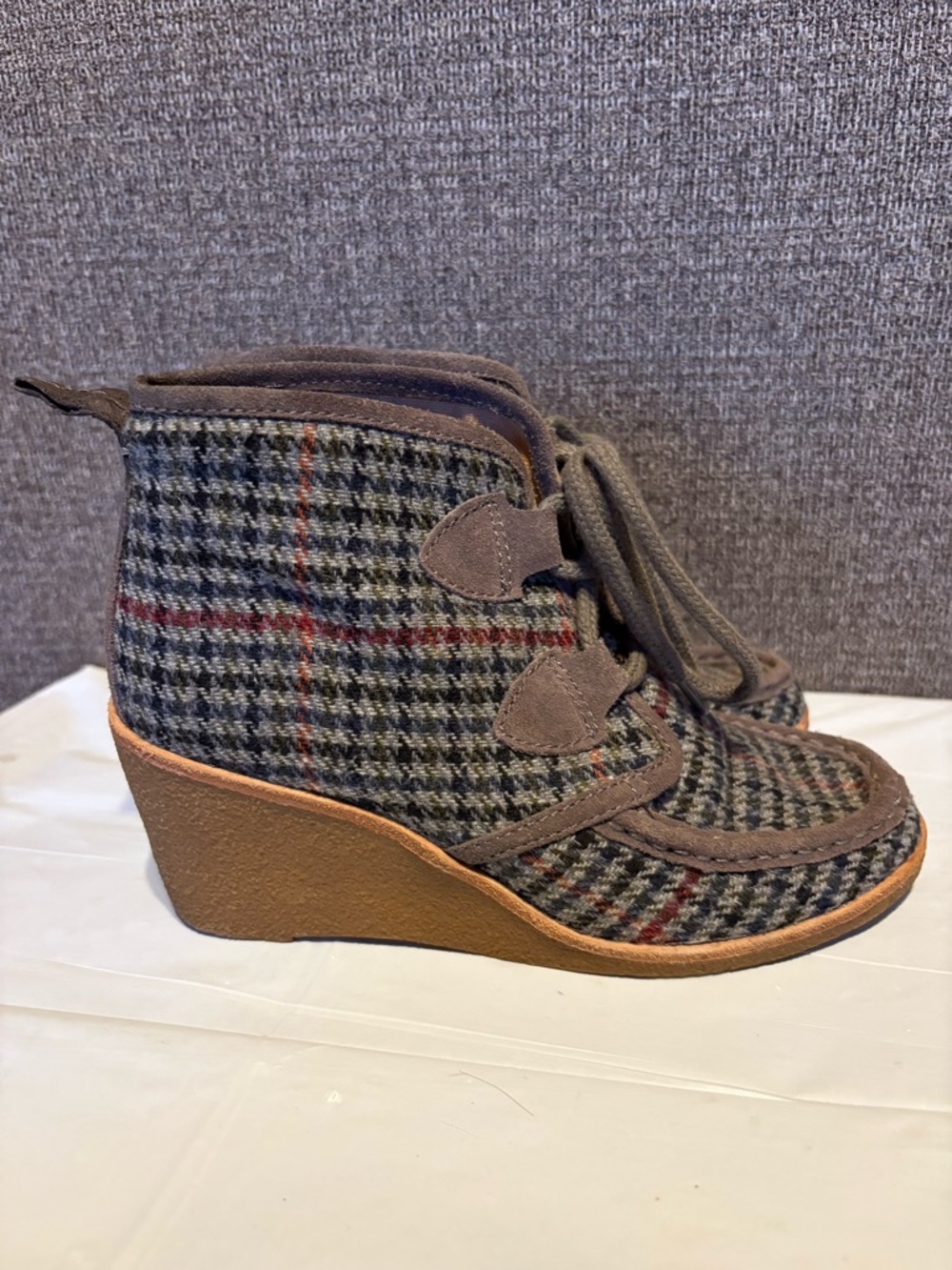 G.H. Bass & Co Rosa Wedge Ankle Booties Women's 6.5 Grey Plaid Tweed Boho Casual